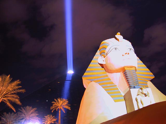 photograph, vegas, luxor, night