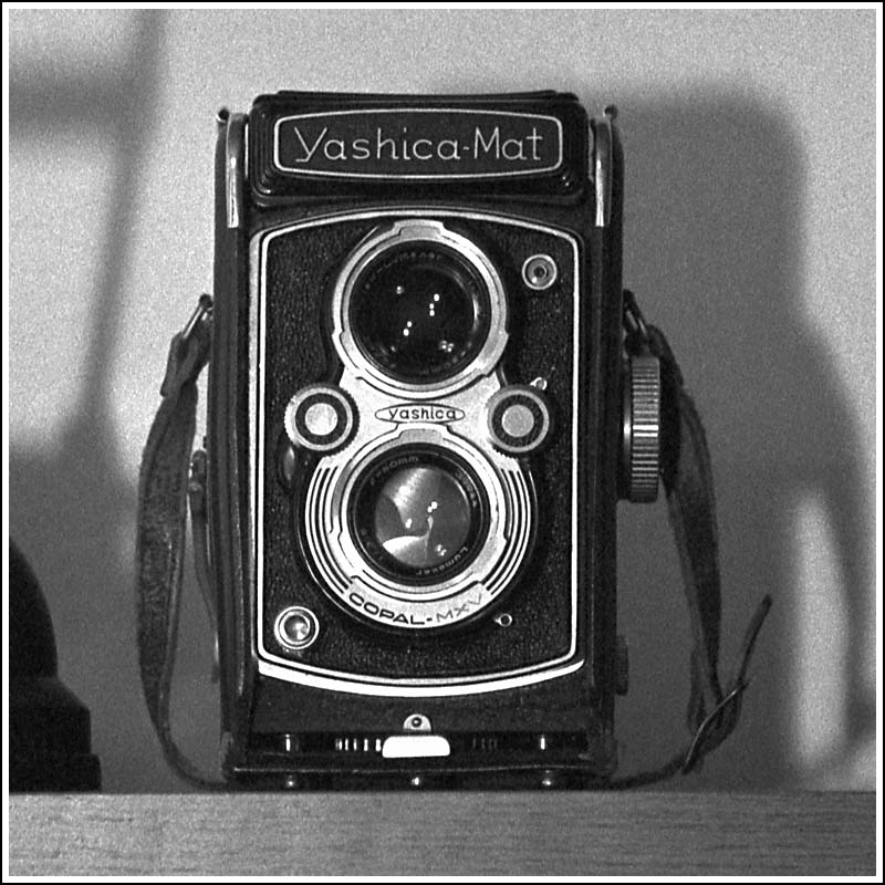 Yashica TLR, medium format